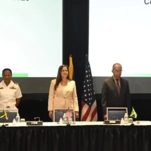 Los líderes del Caribe se reúnen en Jamaica con motivo de CANSEC para debatir asuntos de seguridad