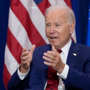 Estados Unidos permite que cientos de miles de venezolanos en el país trabajen legalmente