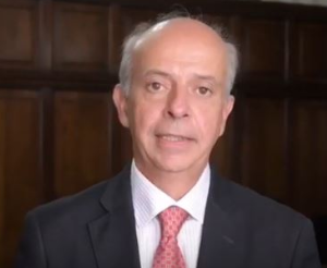 Ministro García presentará denuncia contra Puig