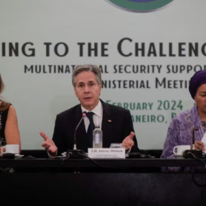 Blinken recaba apoyos para la misión de seguridad de Haití en Brasil