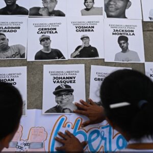 Venezuela: La tortura, detención arbitraria y abusos contra decenas de niños y niñas deben movilizar a la justicia internacional