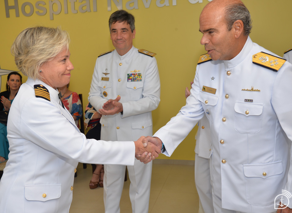 La Capitana Gisele Mendes recibió una promoción póstuma a Contraalmirante.