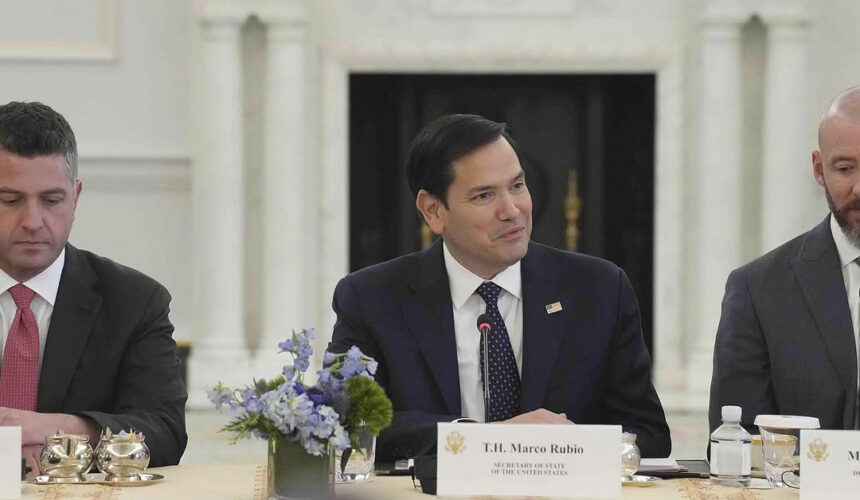 Estados Unidos confirma restablecimiento de política firme hacia Cuba Estados Unidos confirma restablecimiento de política firme hacia Cuba