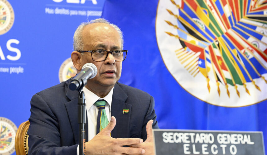 Canciller de Surinam Albert Ramdin elegido Secretario General de la OEA Canciller de Surinam Albert Ramdin elegido Secretario General de la OEA