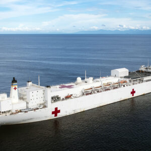 Barco hospital de EEUU dará atención médica gratuita en Costa Rica